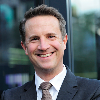 Carsten Rüger: Langfristig zufriedene Mitarbeiter durch effektives Konfliktmanagement