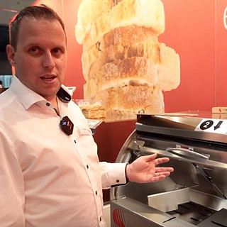 Südback-Verkauf: Ein SB-Brotschneider von MW-Schickart